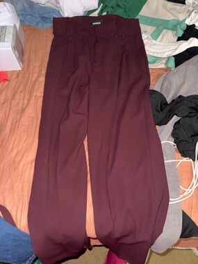 Express Wide Leg Pants in Burgundy